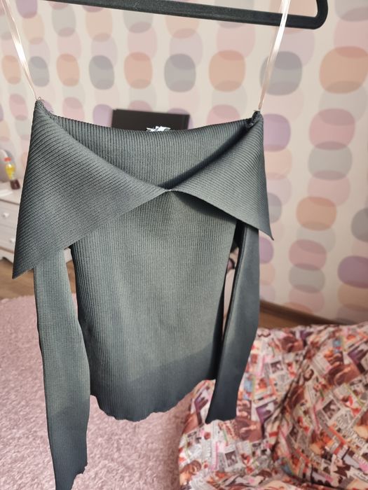 Лонгслив з відкритими плечами Sр