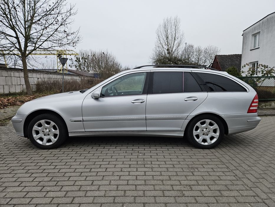 Mercedes c 180 kompresor  Automat