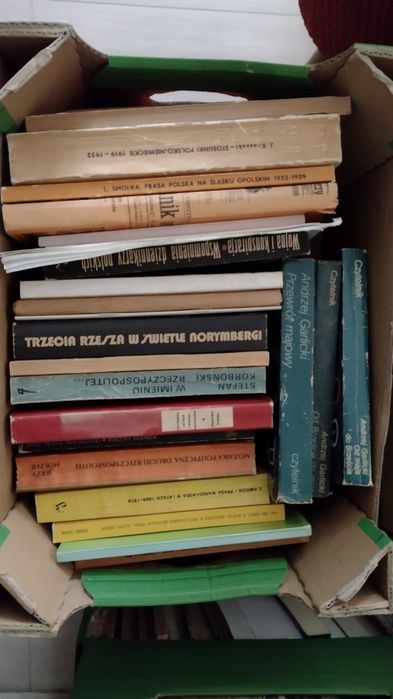 Książki różne, wszystkie po 2 zł część pierwsza