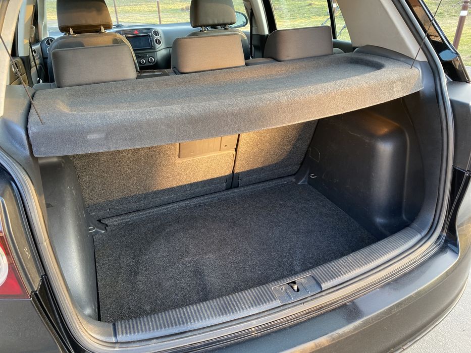 Volkswagen Golf Plus 2005 1.4 Мпі Бензин