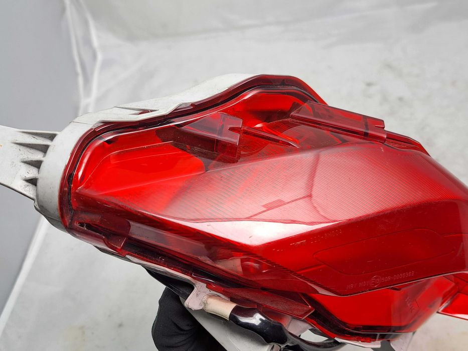 Lampa Reklektor Tył Lewy Yamaha Tricity 300 20'+