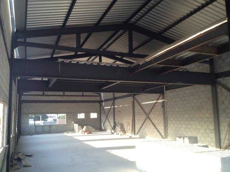 GALPÃO EM ESTRUTURA METÁLICA