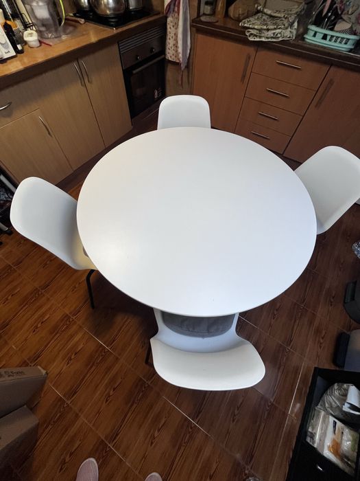 Mesa redonda ikea mais 4 cadeiras