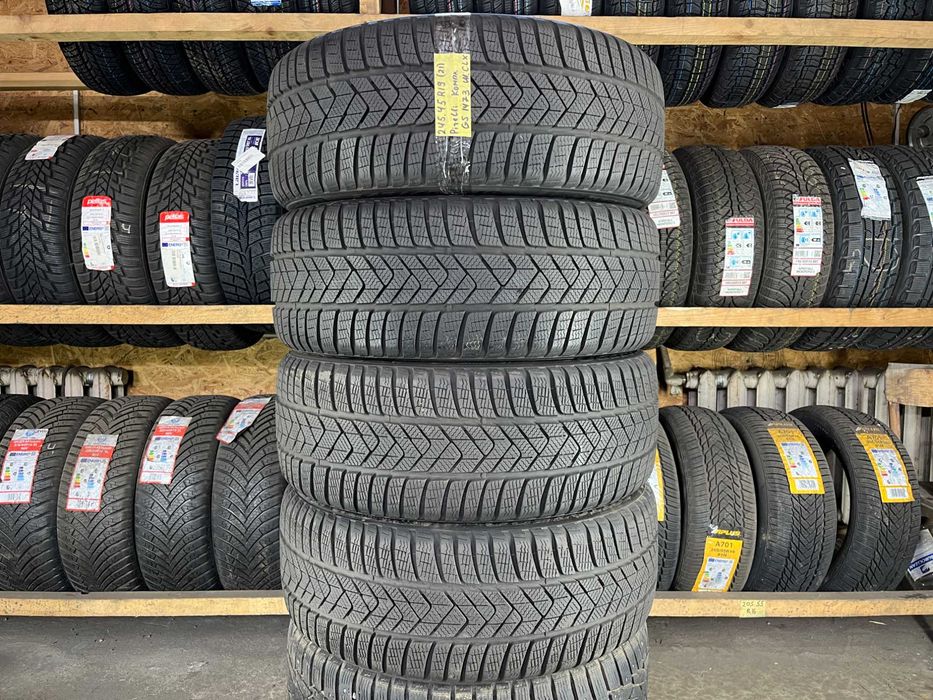 GS1473 Зимові шини  245/45r19 Pirelli SottoZero 3