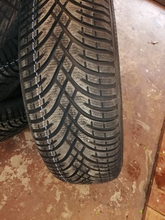 Мітсубісі асх 4*4 дизель 2.3 автомат