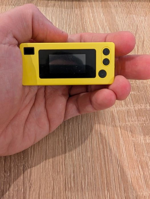 ThumbThumb  Camera G6 com cartão de memória 64gbs, estilo RETRO.