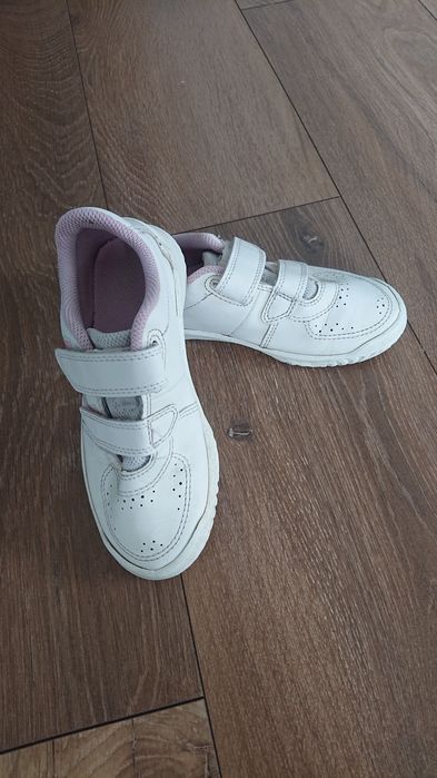 Buty sportowe dla dziewczynki 29
