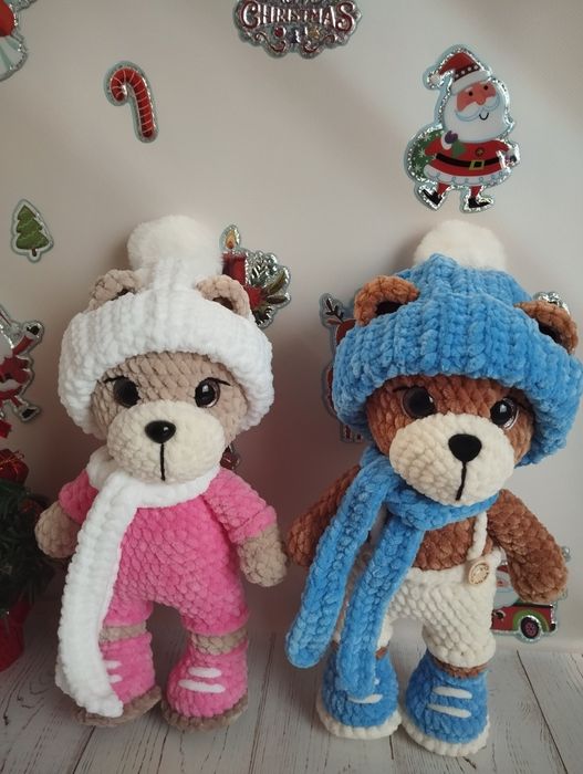 Ведмедики з плюшевої пряжі