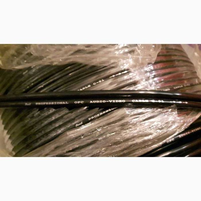 Межблочный кабель Camil Proftssional OFC C-01 направленный