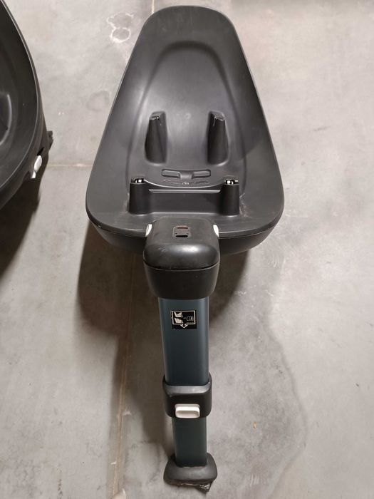 Foteliki Cybex Sirona m2 i-size + baza