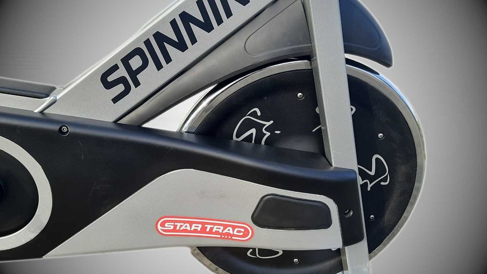 Profesjonalny stacjonarny rower do spinningu Star Trac Pro+
