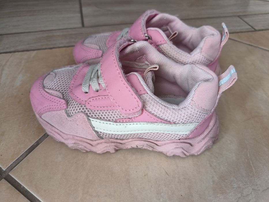Adidasy dziecięce 24