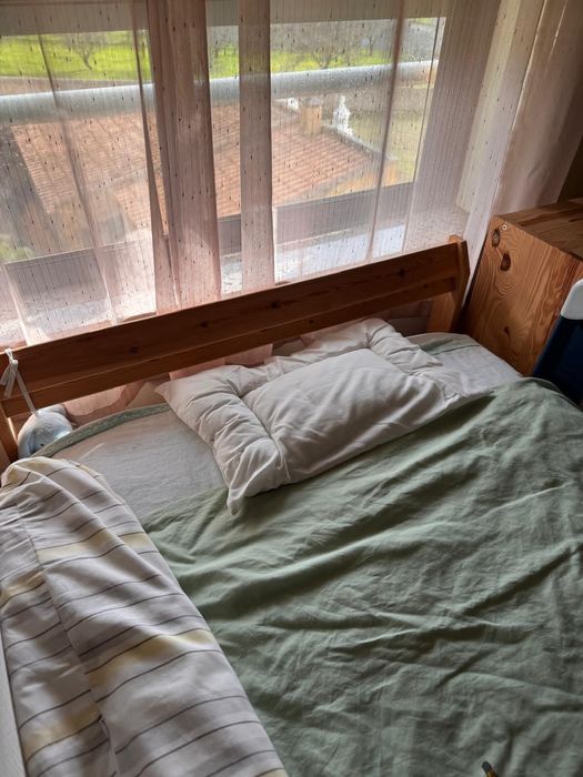 IKEA tarva 90x200 + 2 cômodas