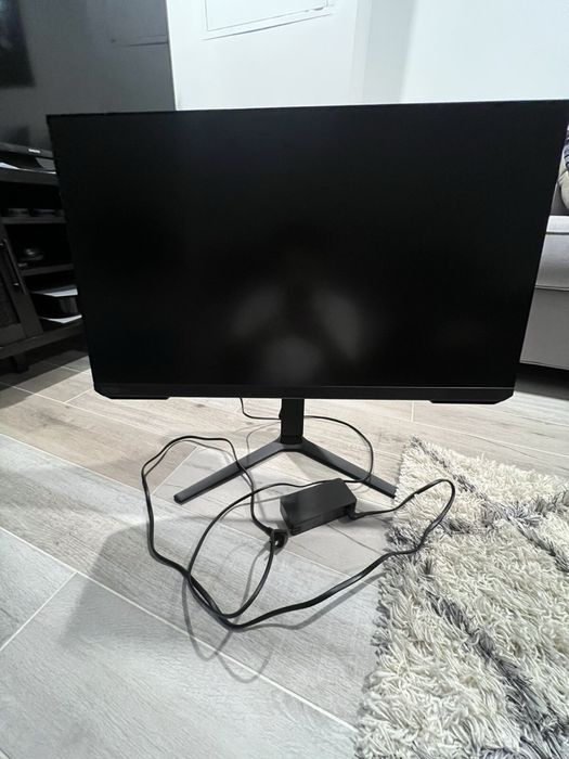 Monitor Samsung odyssey G7 28’ como novo