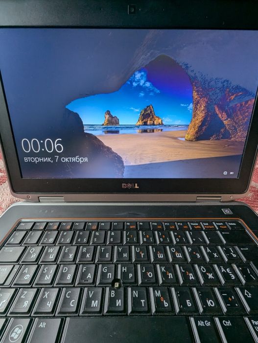 Ноутбук в хорошому стані (DELL)