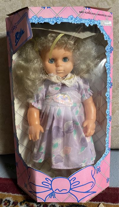 Bonecas de colecção ainda na caixa