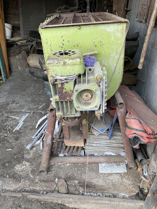 Подрібнювач кормів