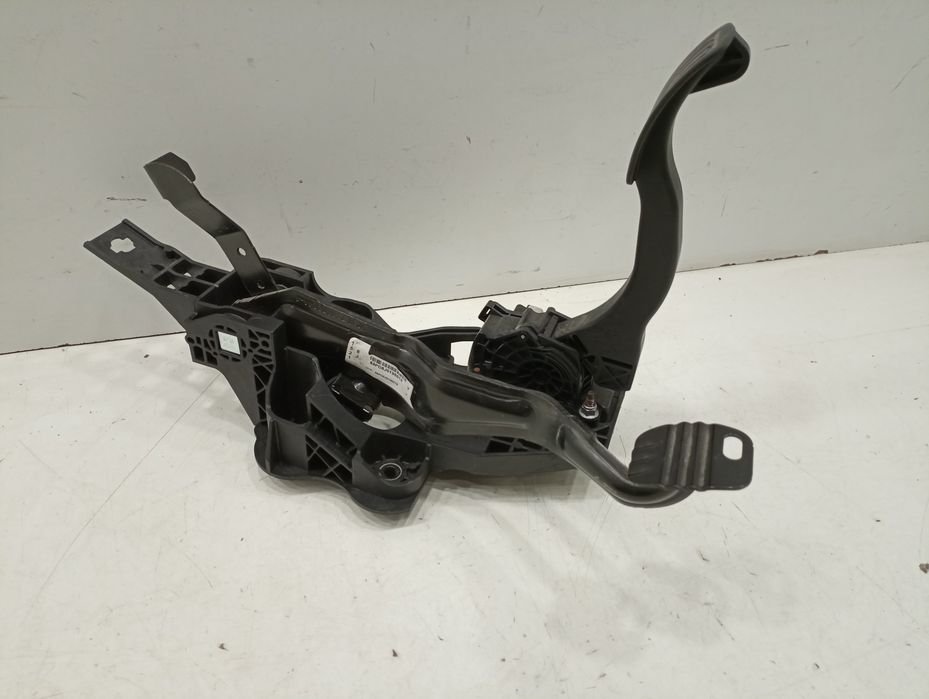 Pedal acelerador e travão - CITROËN BERLINGO Caixa (K9) | 18 -