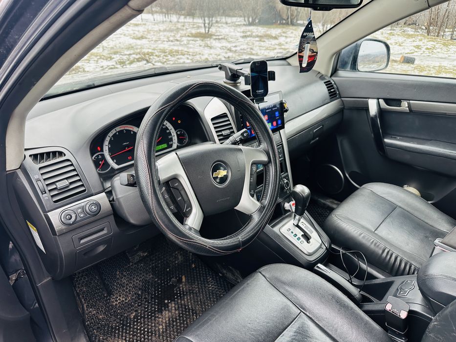 Продам CHEVROLET captiva