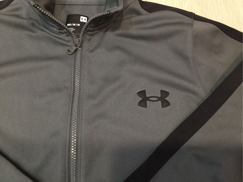 Продам олімпійку  Under Armour розмір M