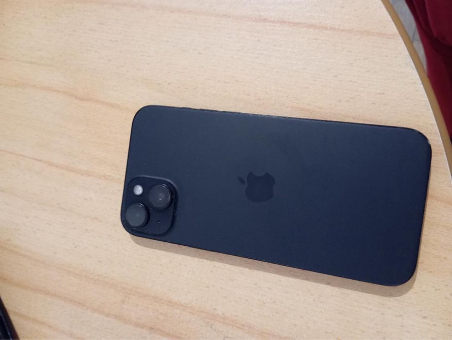 iphone 15 plus 128 gb stan bardzo dobry