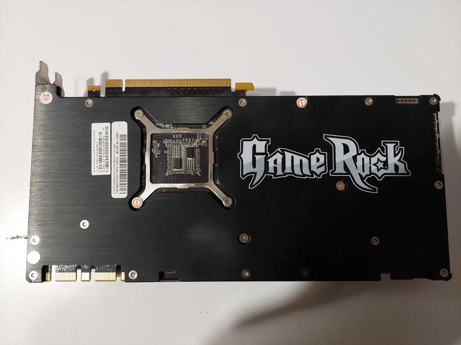 мою великолепную Palit GeForce GTX 1070 GameRock 8Gb