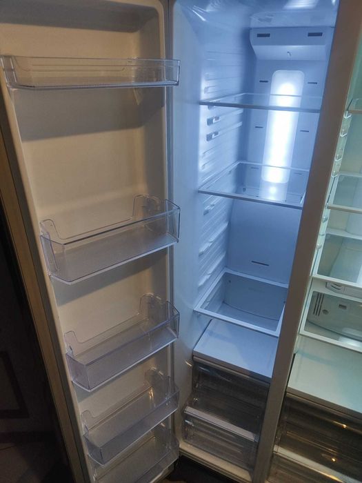 Lodówka Samsung dwudrzwiowa- rezerwacja