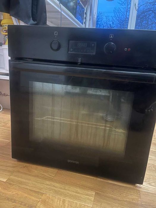 Духова шафа Gorenje на запчастини або ремонт