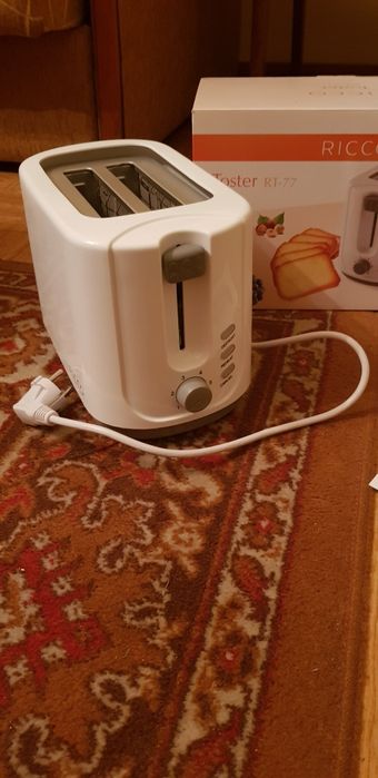 Nowy Toster Ricco RT-77