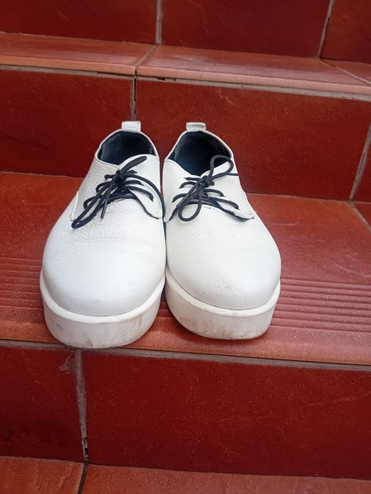 Жіночі туфлі/красівки.