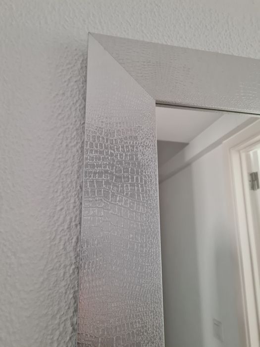 Espelho com  moldura cinzenta 1,59* 59 cm