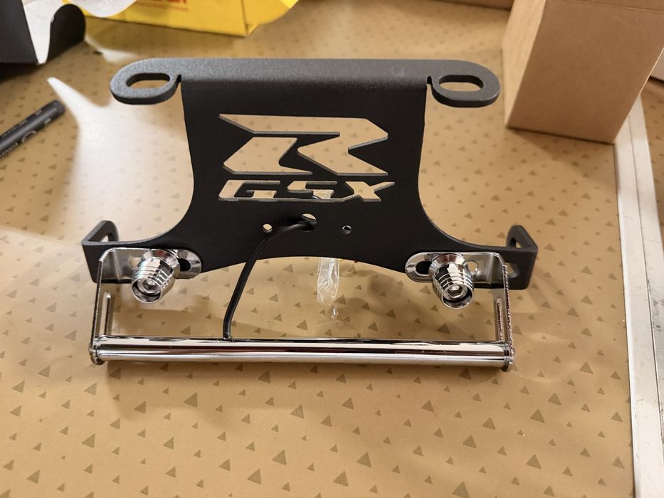 Suporte de matrícula para suzuki gsx-r