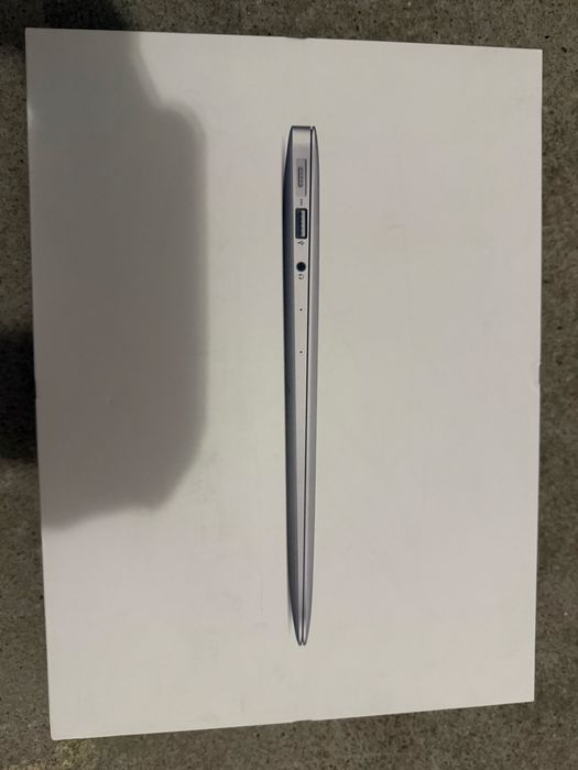 MacBook Air 13 pudełko komplet insert instrukcja Apple