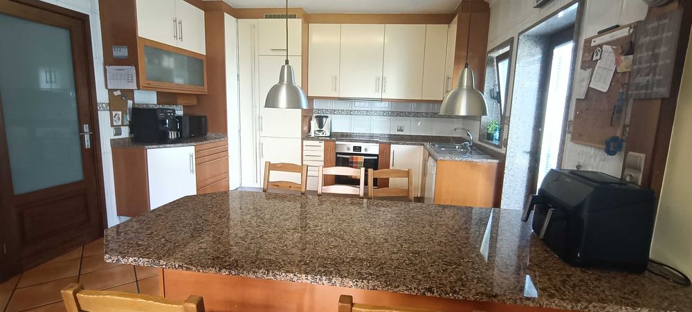 Moradia T4 para venda em Canelas - Vila Nova de Gaia