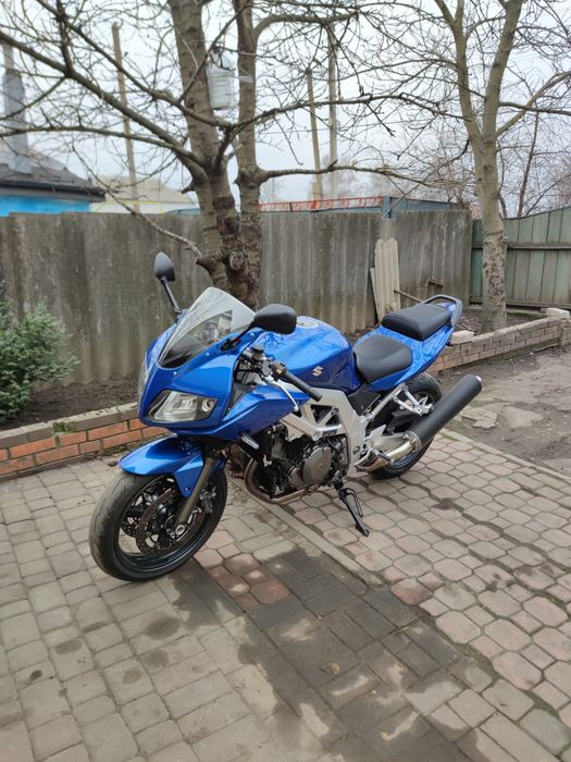 Мотоцикл Suzuki SV1000S