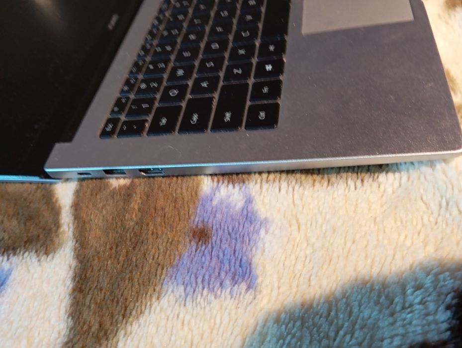 Huawei model NbB-WAH9Q