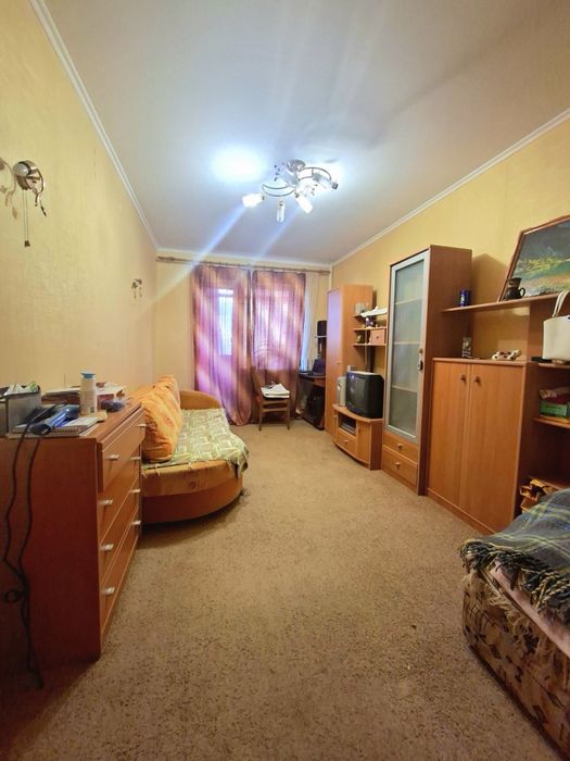Продаж 3-кімн кв 6/9 київка вул Рубана