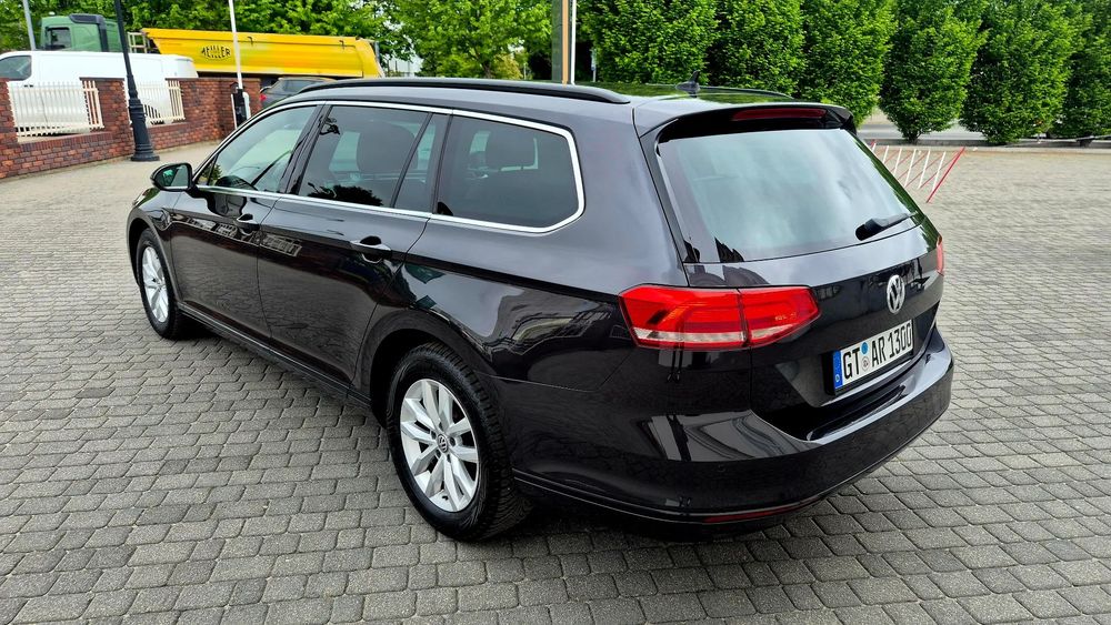 Volkswagen Passat 2.0 150 KM Full Ledy Navi Kamera Webasto Po Lifcie R-Line Niemcy