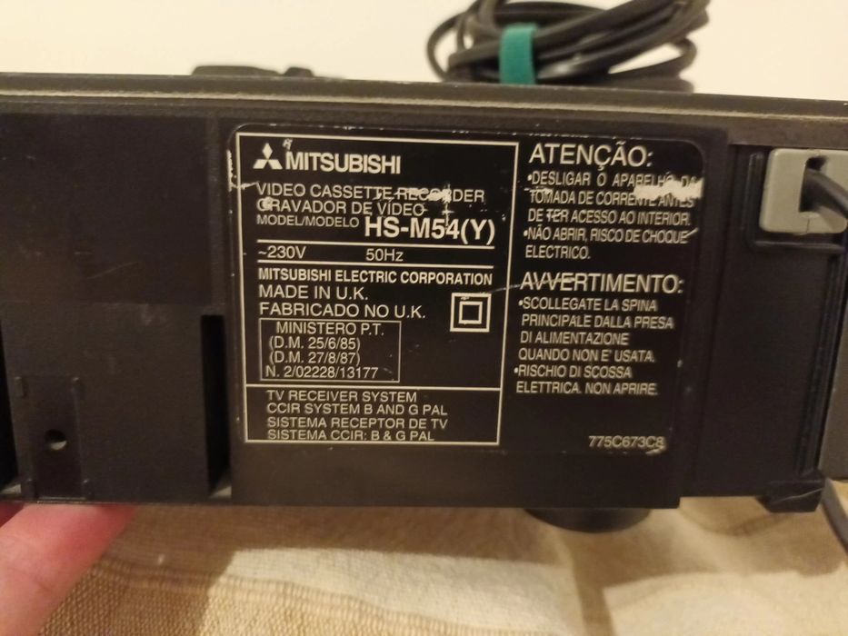 Leitor VHS  para peças (?) Mitsubishi HS-M54