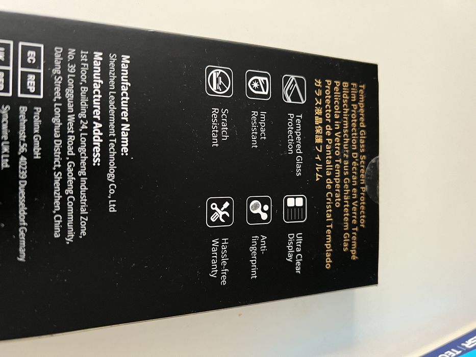 Szkło hartowane UNBREAKCable do Apple iPhone XR 3 sztuki