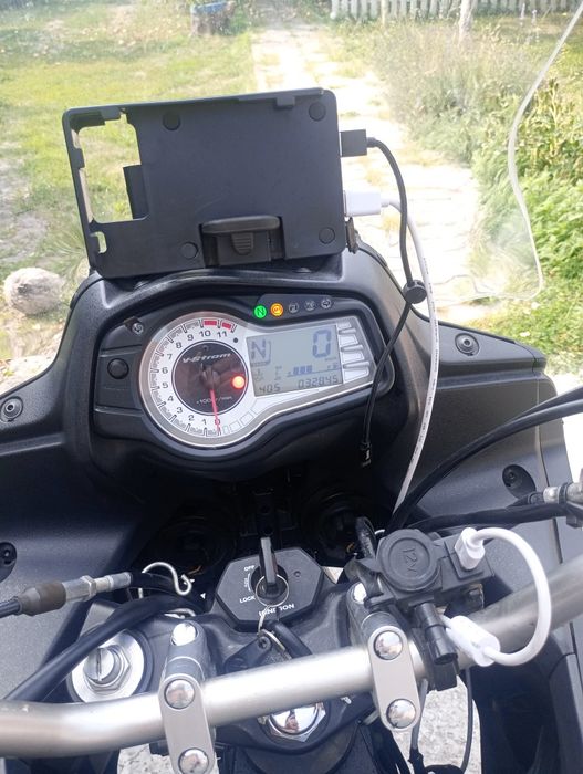 Продам Suzuki V-strom 650