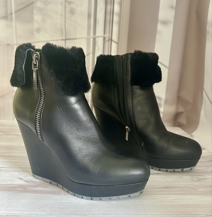 Взуття жіноче LeSilla 39.5p