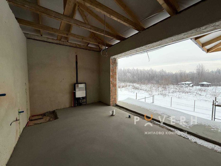 Будинок у Вовчинцях з частковим ремонтом