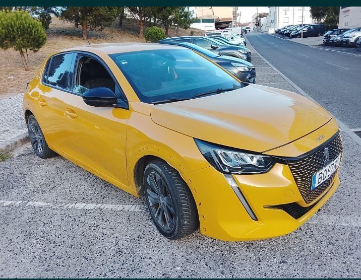 Pintura automóvel 600€