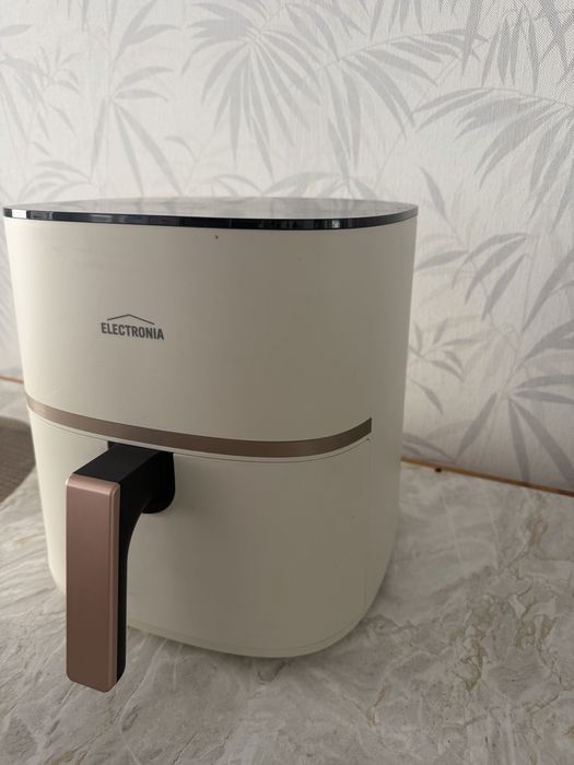 Air fryer eletronica