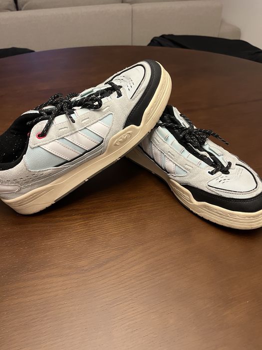 Adidas Adi2000.