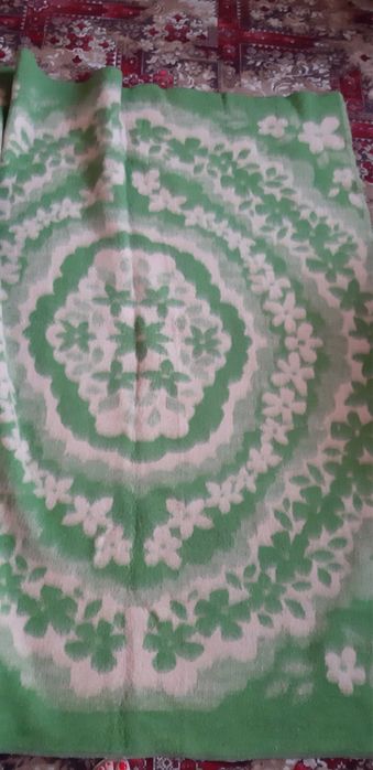 Одеяла верблюжье новые