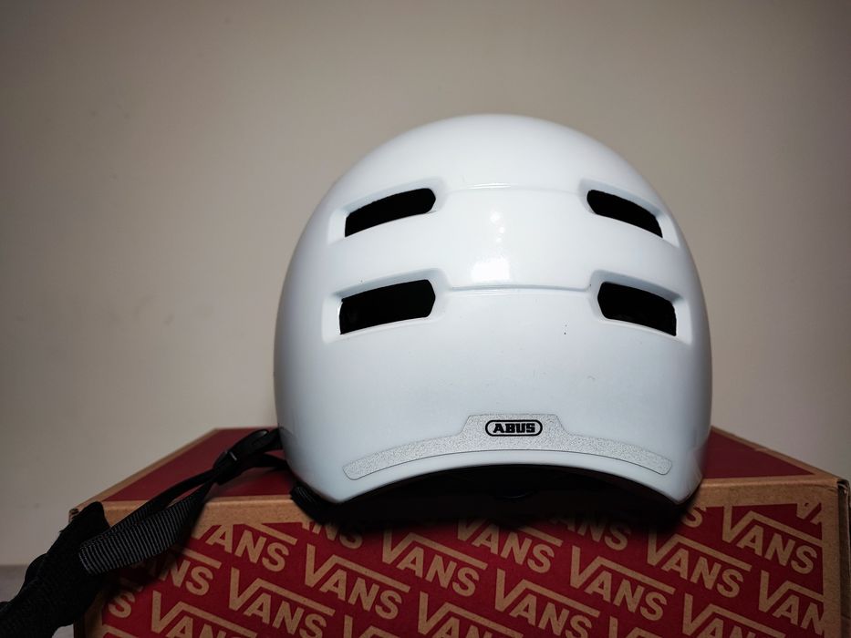 Capacete abus skurb