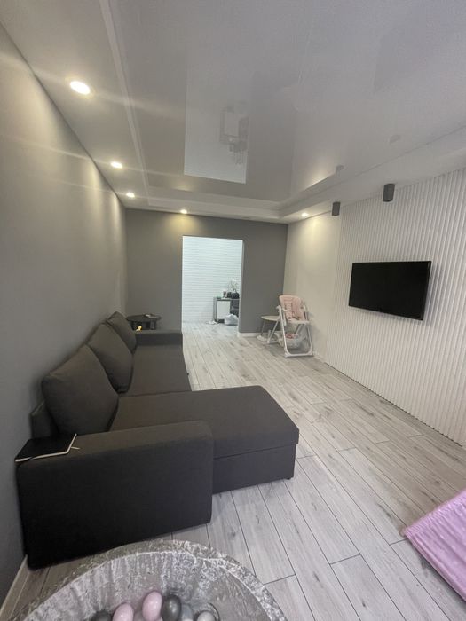 Квартира  3 кімнатна Херсон