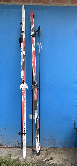 Продам лижі + взуття + палки